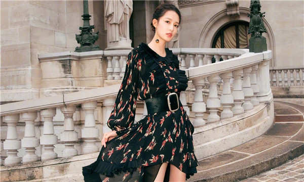 海原标题：包生男孩机构：助你成功代怀生子，实现家庭梦想