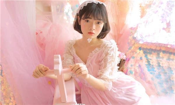海原供卵试管代怀生子多少钱？这一直是很多不孕不育家庭关注的话题。在中国，不孕不育的发生率越来越高，根据《中国不孕不育现状调研报告》显示，育龄夫妇的不孕不育率从20年前的3%增长至现在的12.5%-18.2%，患者人数高达6000万以上。在这样的背景下，许多家庭通过供卵试管来实现自己的生育梦想。那么，供卵试管代怀生子的费用到底是多少呢？